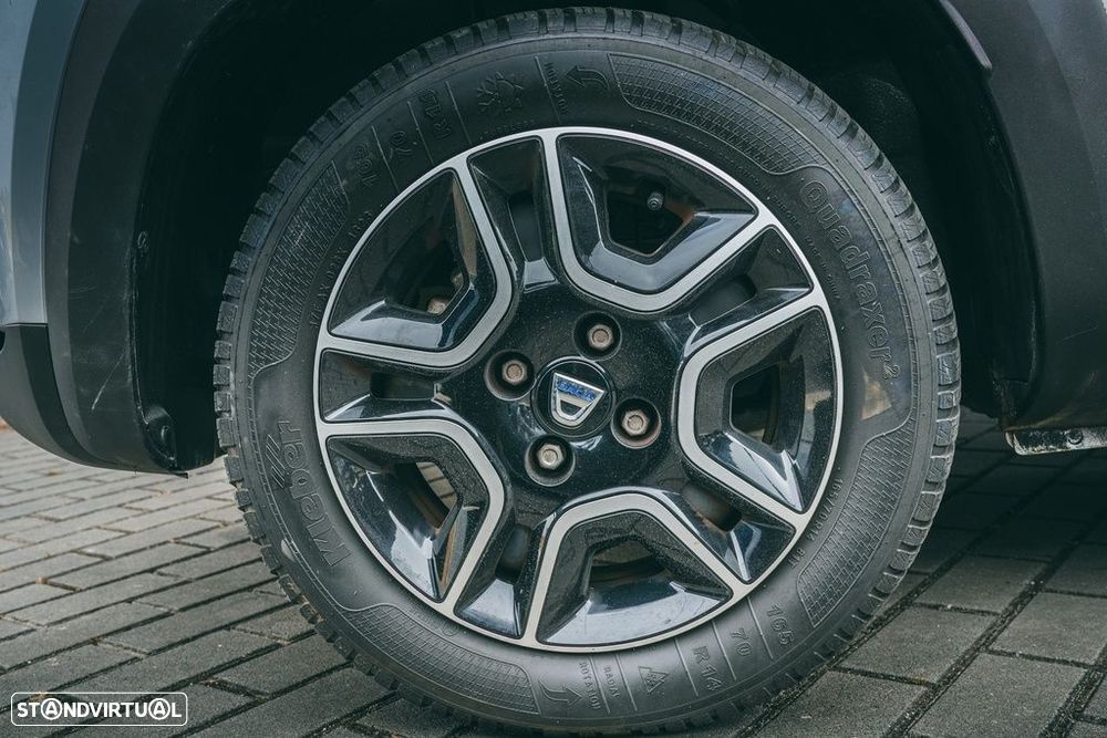Dacia Spring - 8