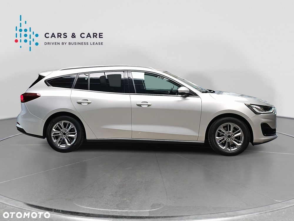 Ford Focus 1.0 EcoBoost Titanium - 28