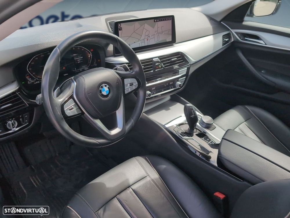 BMW 520 d Line Luxury Auto - 13