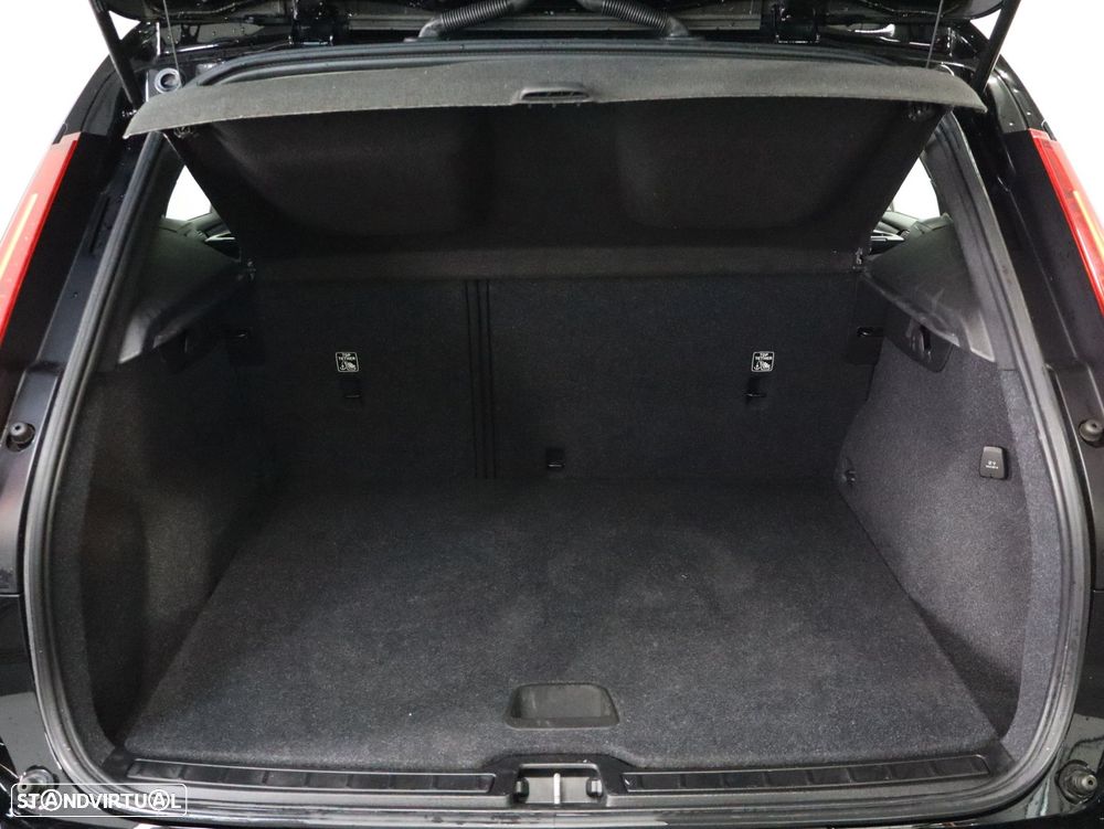 Volvo XC 40 1.5 T4 PHEV Essential - 22