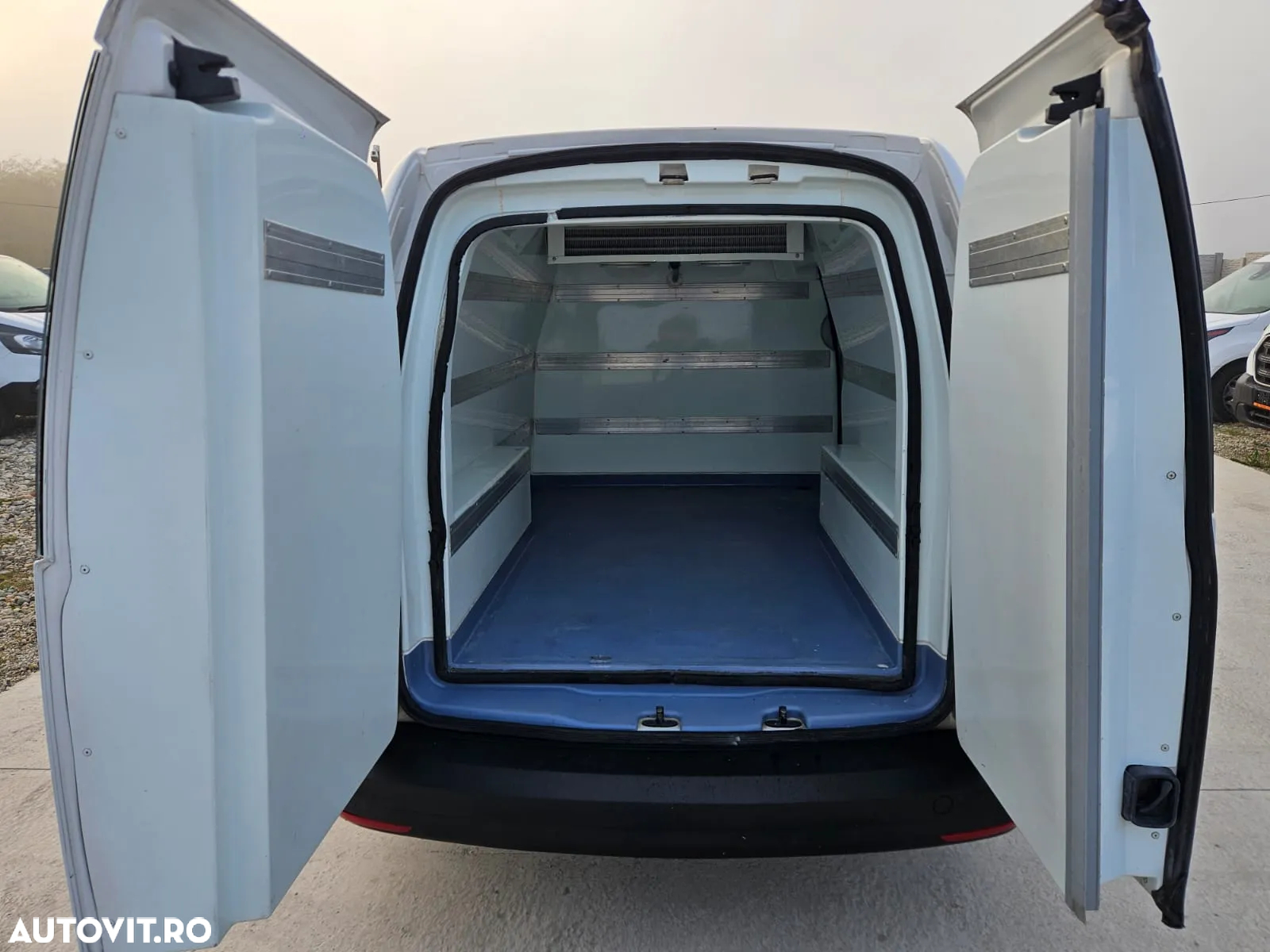 Volkswagen Caddy Maxi Frigorific Refrigerare-Congelare - 8