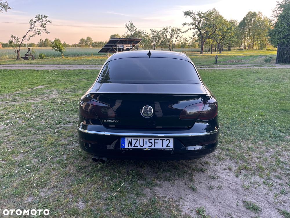 Volkswagen Passat 2.0 TDI DPF Highline - 8
