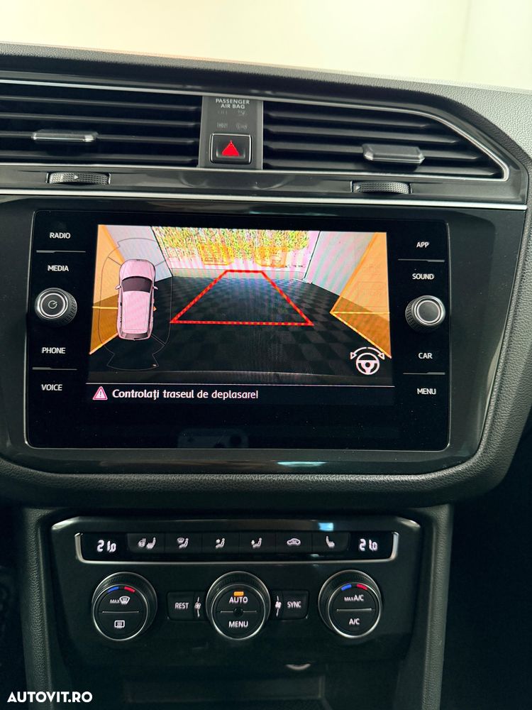 Volkswagen Tiguan 2.0 TDI SCR 4MOTION DSG Highline - 28