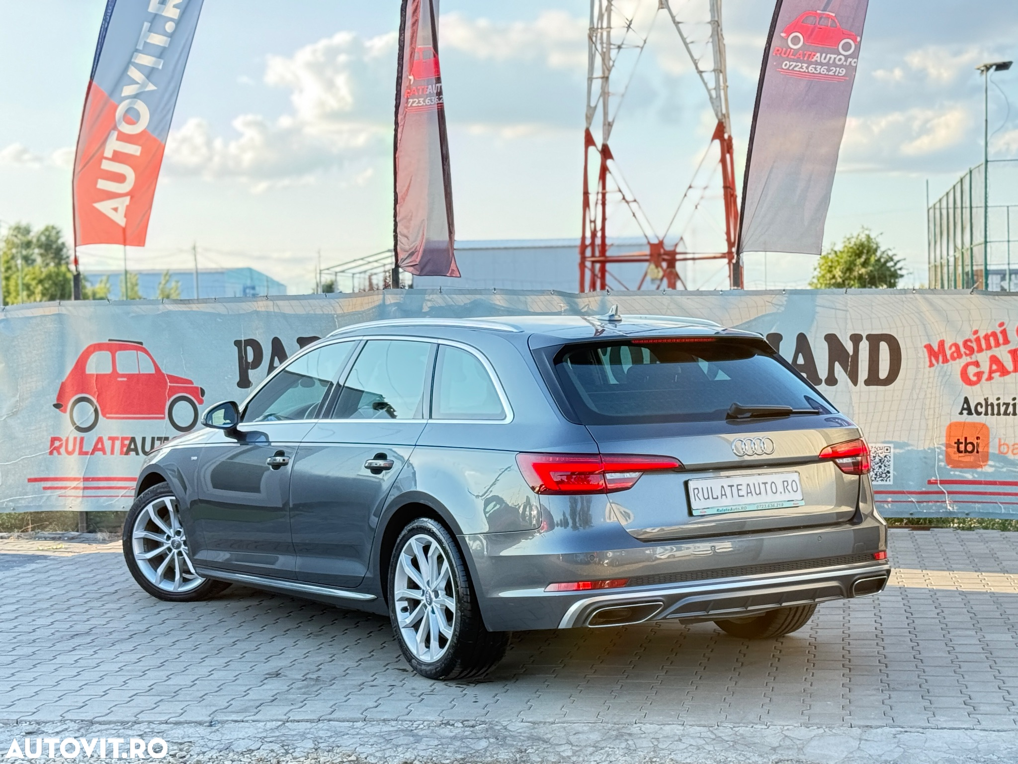 Audi A4 Avant 2.0 TDI S tronic Sport - 2
