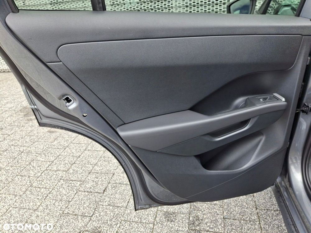 Volkswagen T-Roc 1.5 eTSI Life DSG - 13