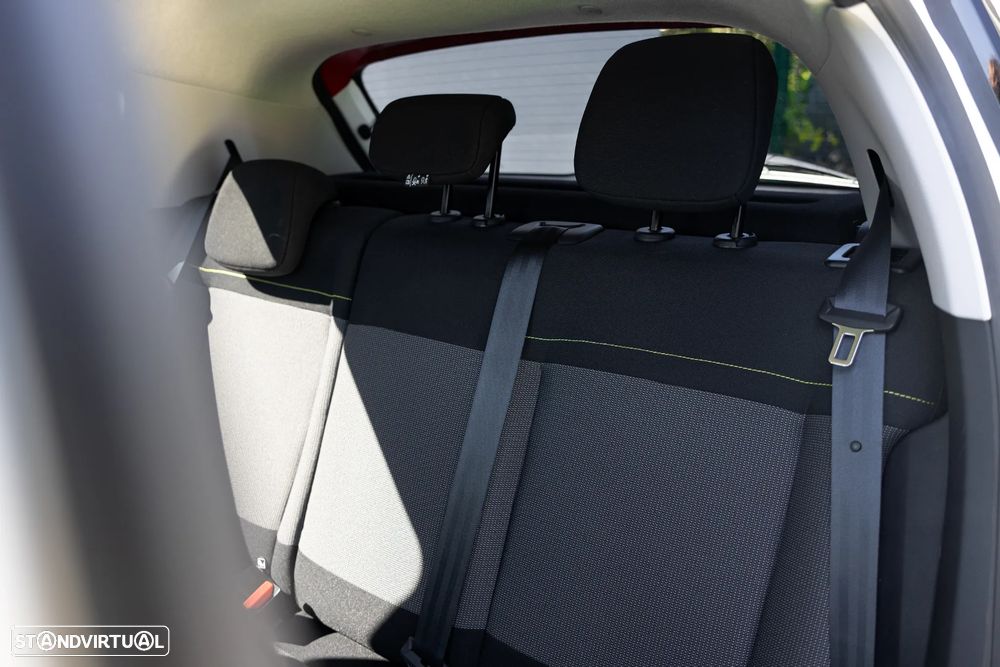 Citroën C3 1.2 PureTech Shine - 11