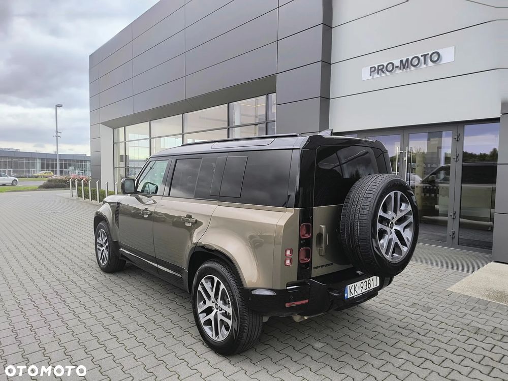 Land Rover Defender - 7