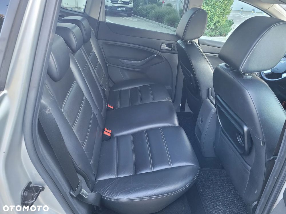 Ford Kuga 2.0 TDCi Titanium - 16