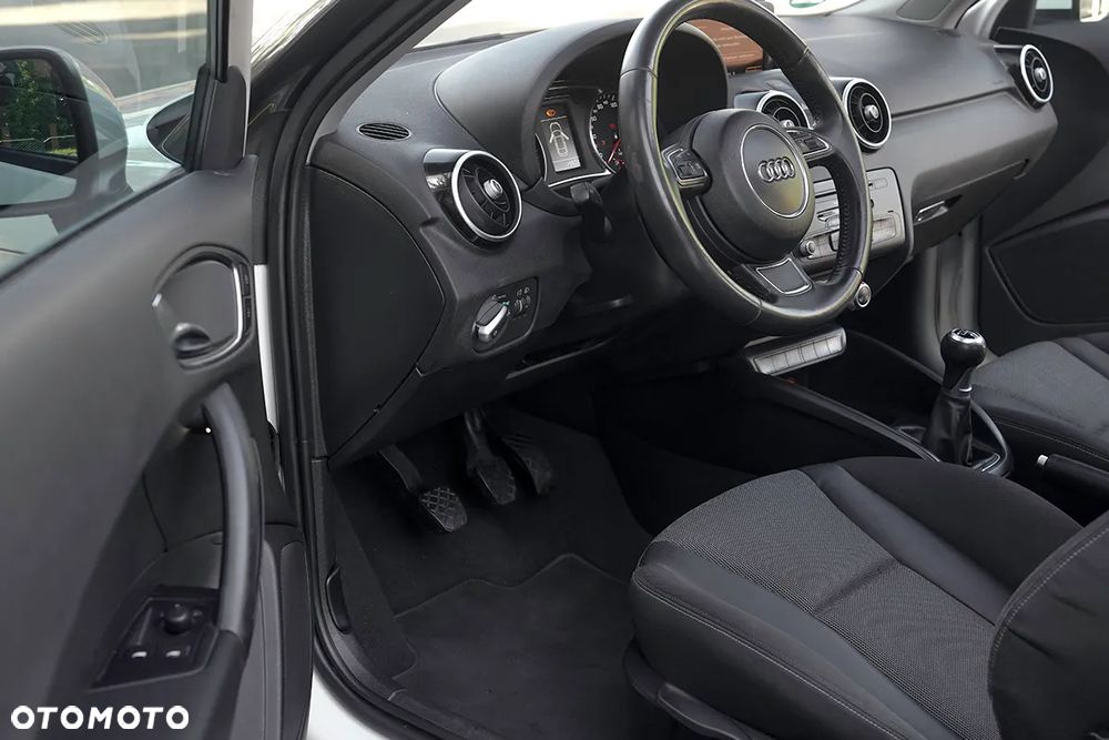 Audi A1 1.6 TDI Ambition - 17