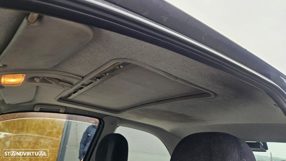 Opel Corsa 1.4 16V Sport - 13