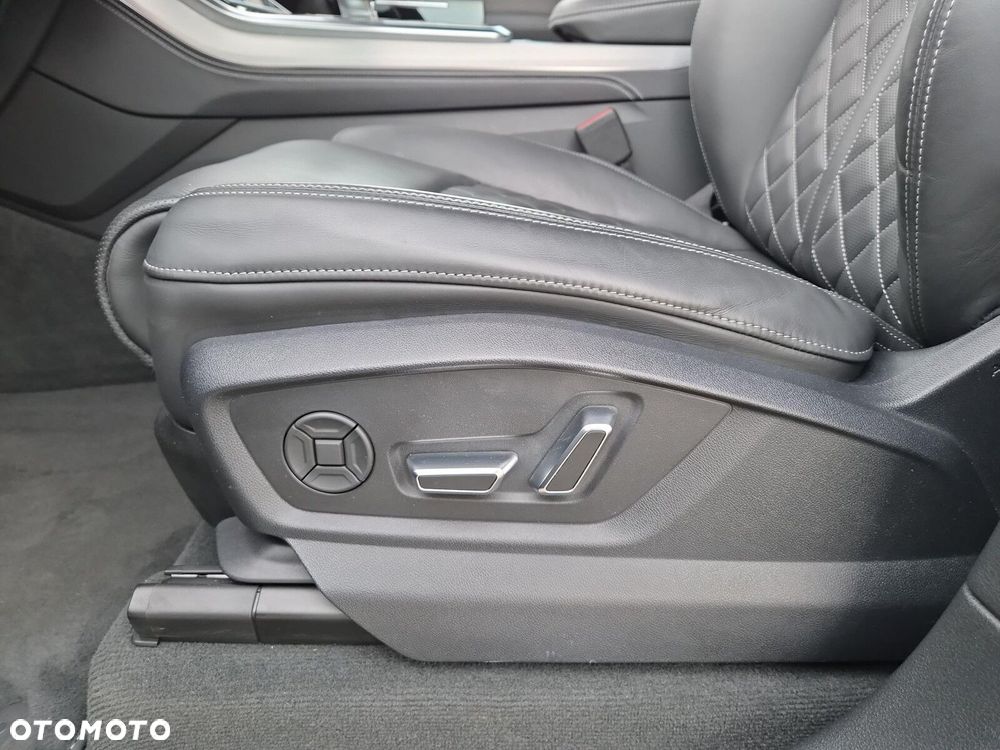 Audi SQ7 - 12