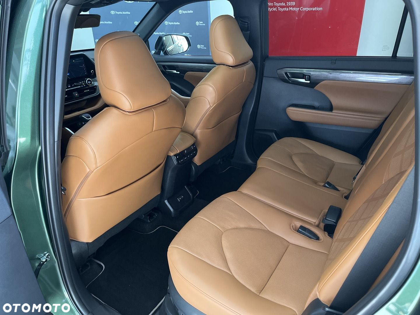 Toyota Highlander - 11