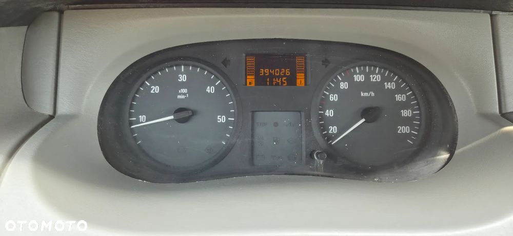 Opel Vivaro L2H1 2.9t - 21