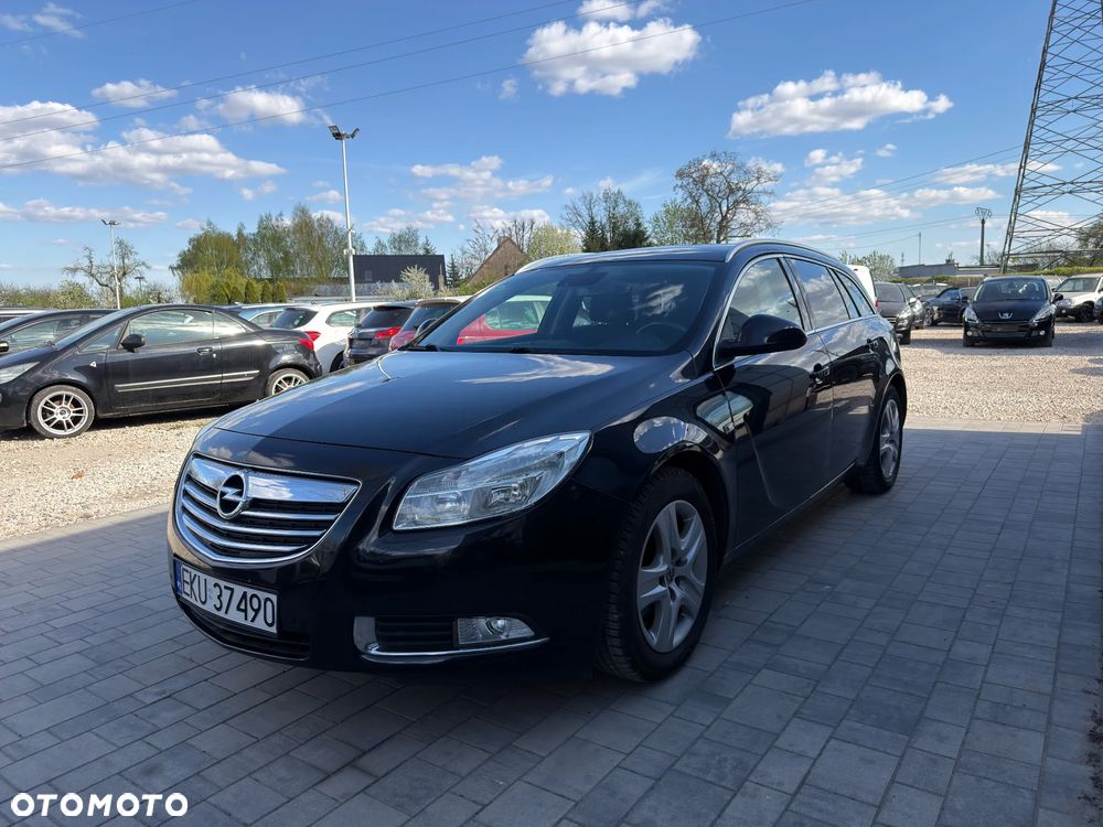 Opel Insignia 1.8 - 9