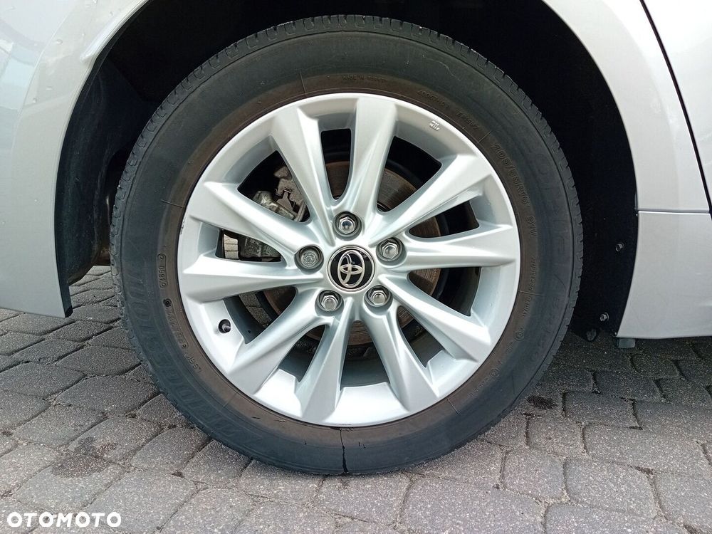 Toyota Corolla 1.8 Hybrid Comfort - 17