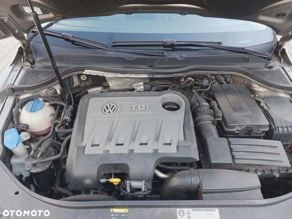 Volkswagen Passat CC 2.0 TDI BlueMotion Technology - 13