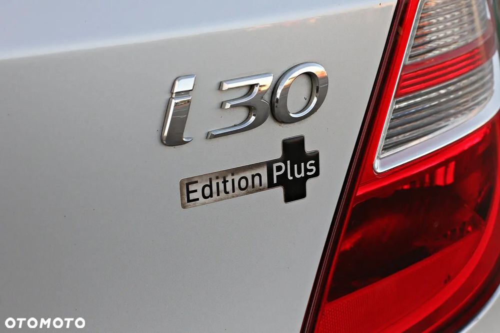 Hyundai i30 - 23