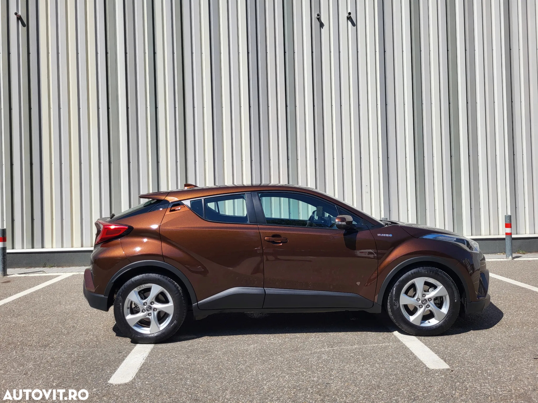 Toyota C-HR 1.8 HSD 4x2 CVT C-enter - 22
