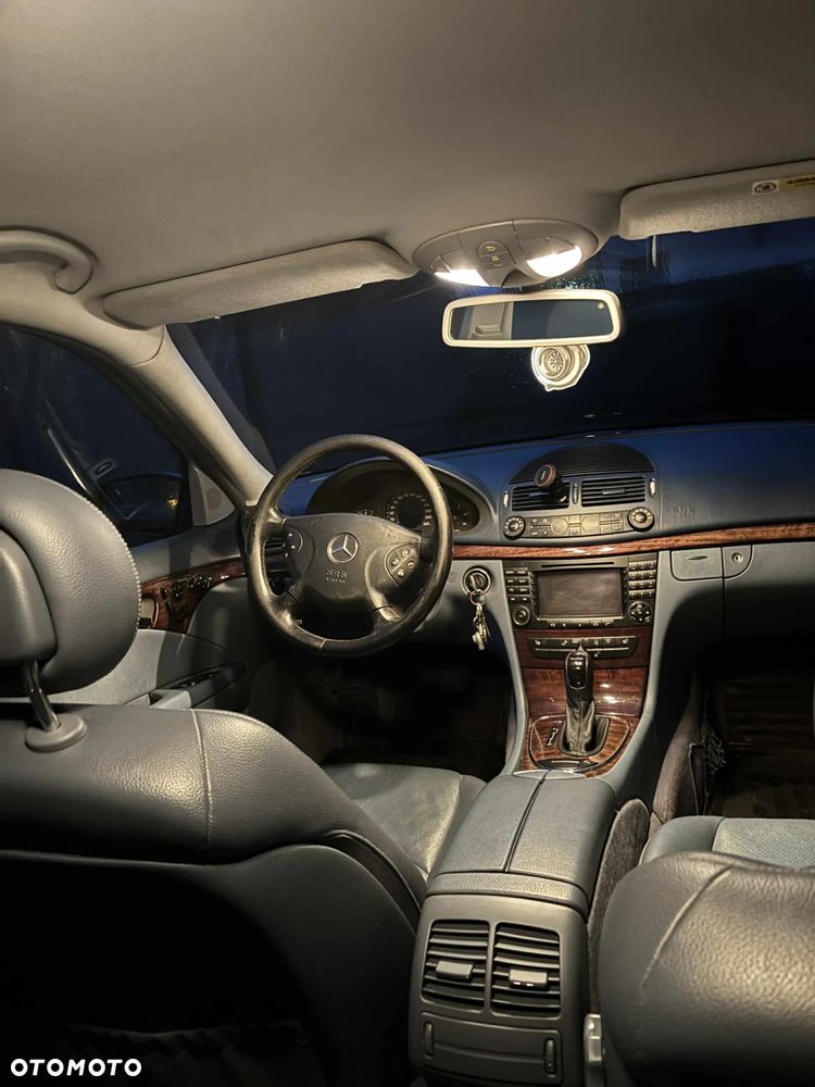 Mercedes-Benz Klasa E - 6