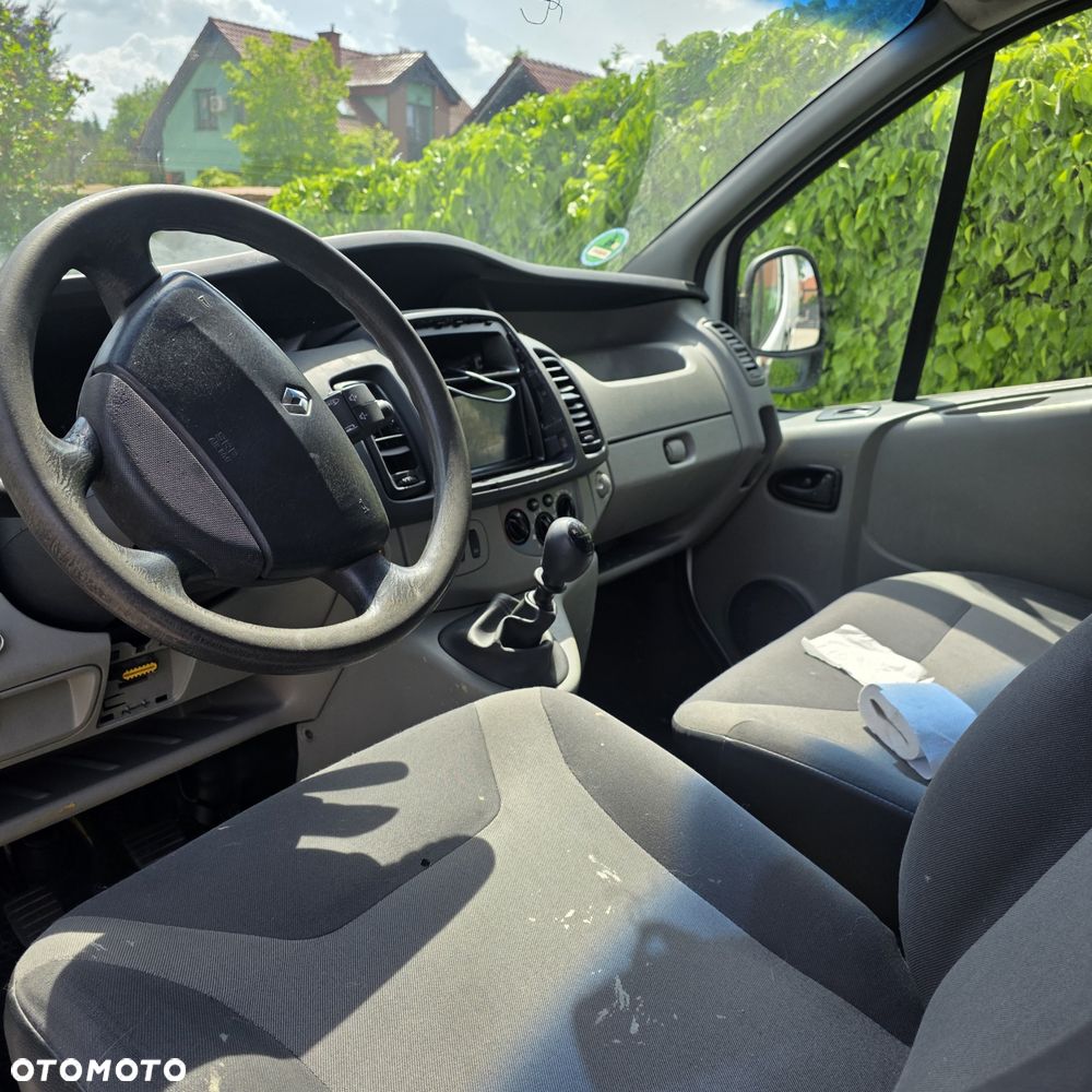 Renault Trafic - 2
