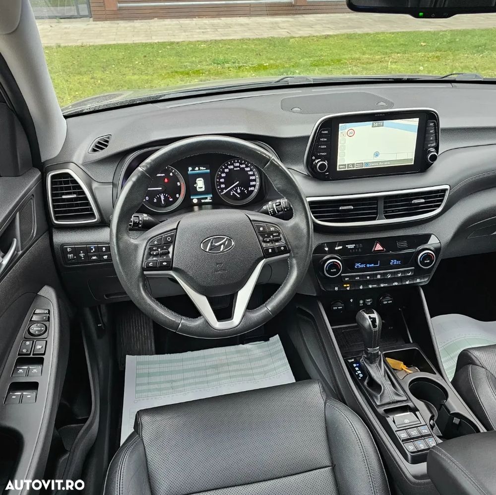 Hyundai Tucson 2.0 CRDI 4WD Automatik Premium - 9
