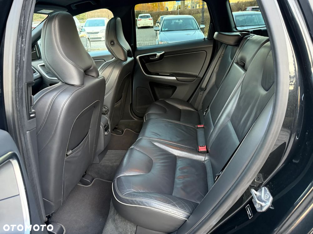 Volvo XC 60 T6 AWD R-Design Summum - 21