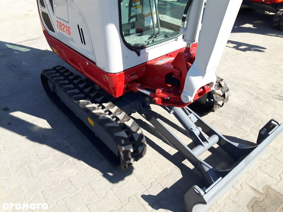 Takeuchi NOWA Minikoparka TAKEUCHI TB216 - Okazja - 8