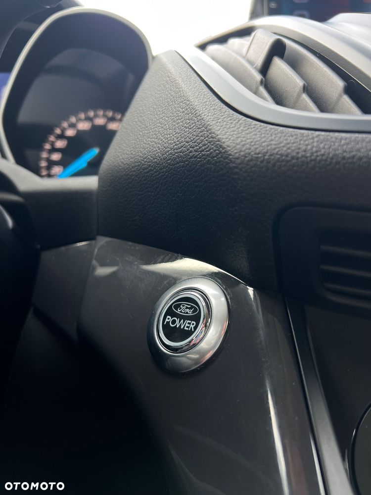 Ford Kuga 2.0 TDCi 4x4 Titanium - 35