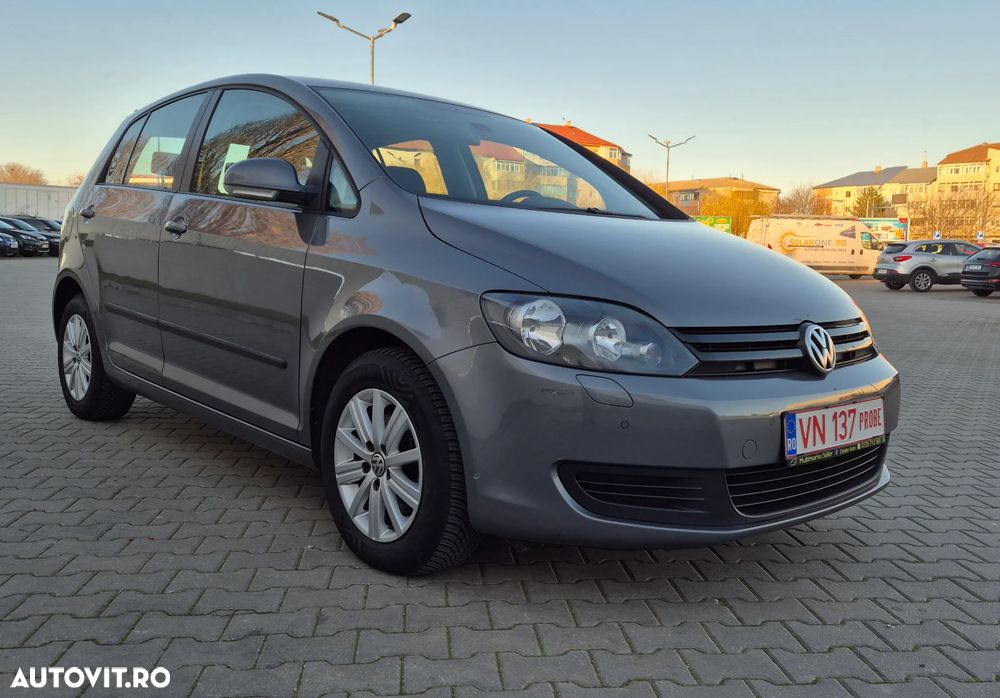 Volkswagen Golf 1.6 TDI BlueMotion Technology Comfortline - 10