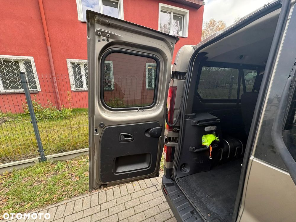 Renault Trafic - 11