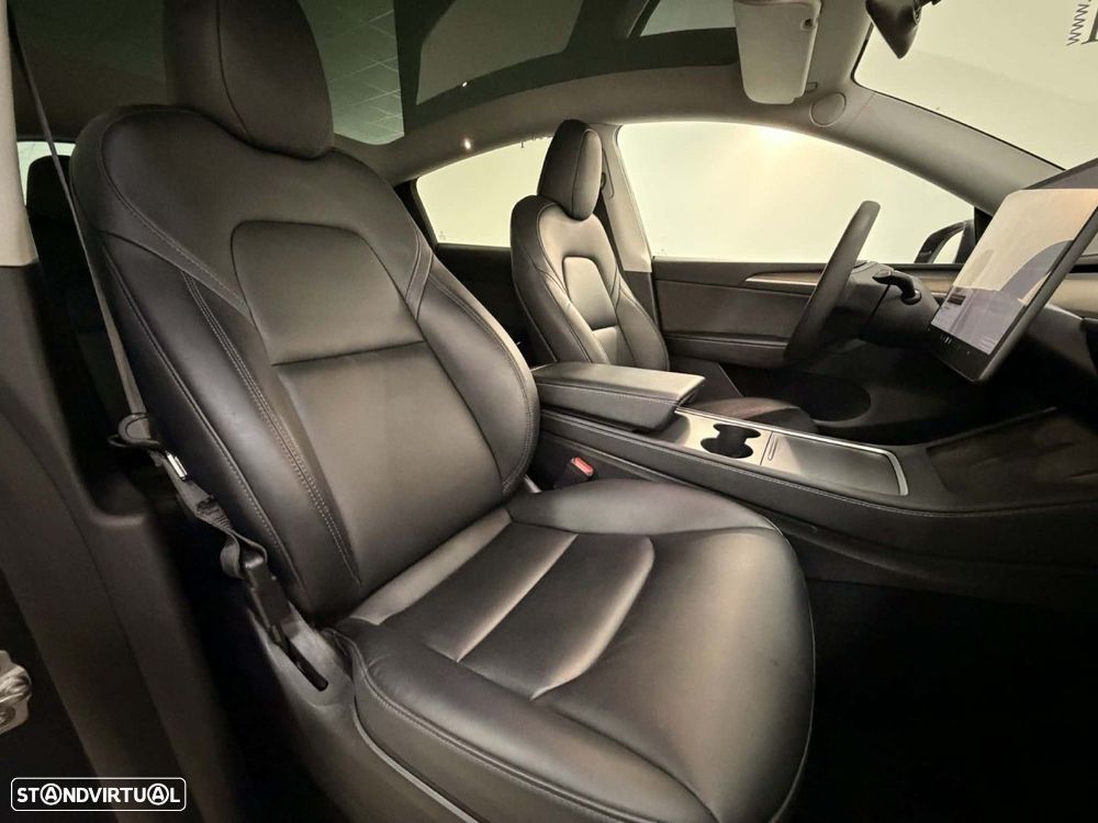 Tesla Model Y Long Range Tração Integral - 14