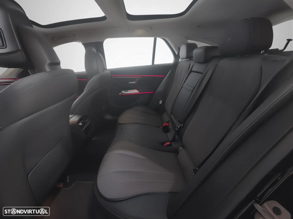 Mercedes-Benz E 220 d Avantgarde - 8