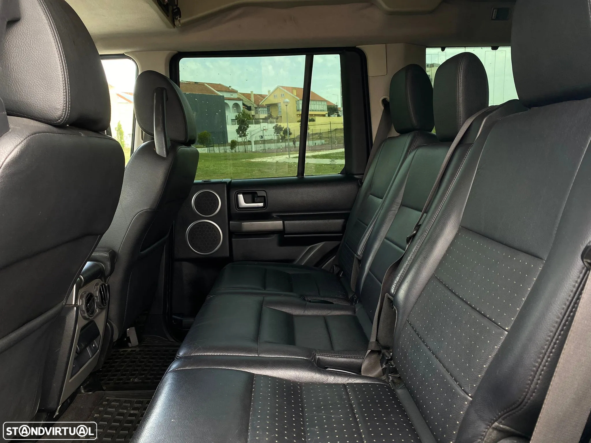 Land Rover Discovery - 21