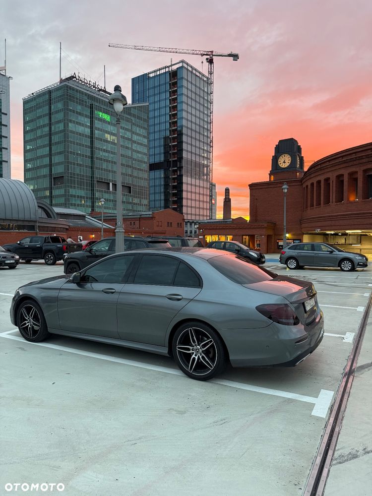 Mercedes-Benz Klasa E 220 d 9G-TRONIC - 1