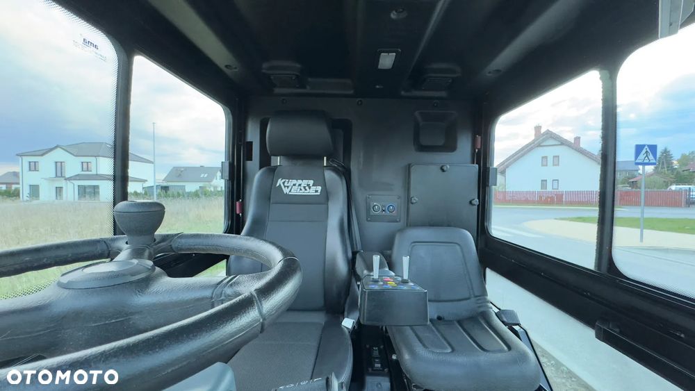 Inny Zamiatarka Boschung Urban Elektryk - 17