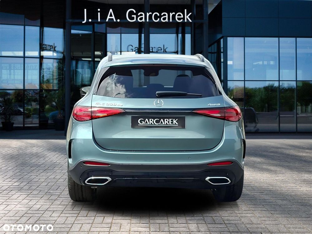 Mercedes-Benz GLC - 5