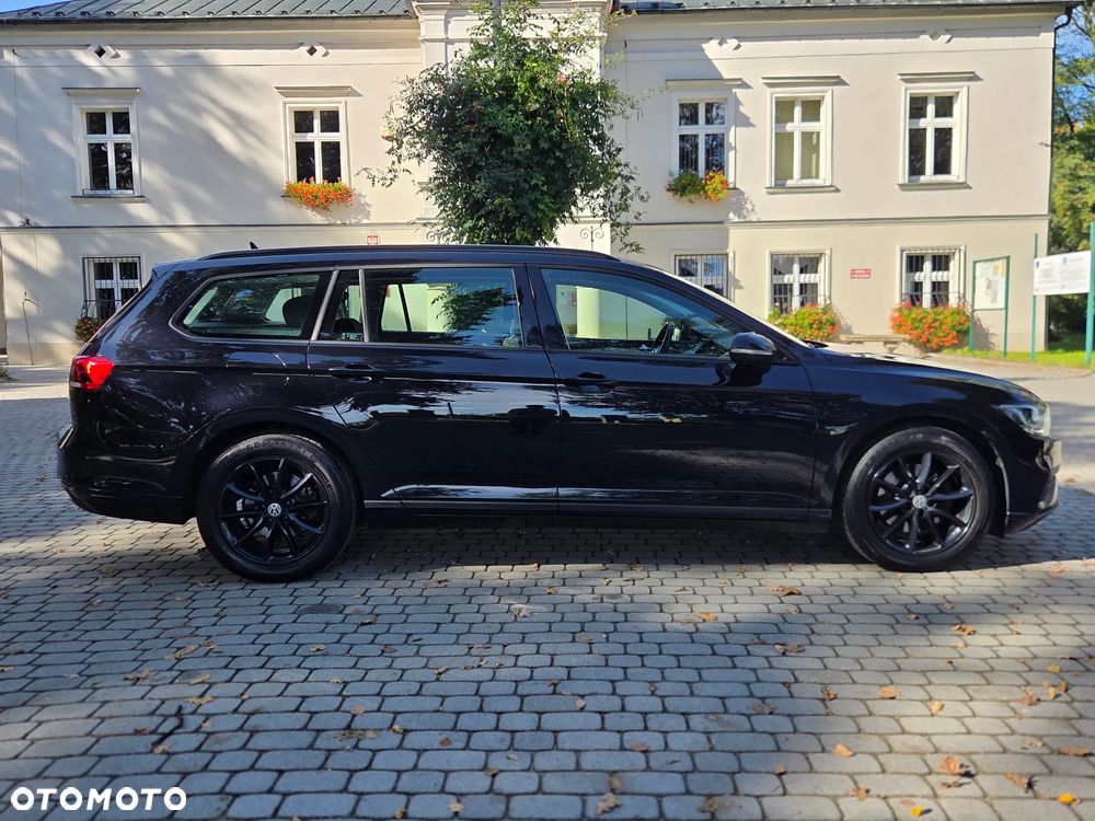 Volkswagen Passat Variant - 2