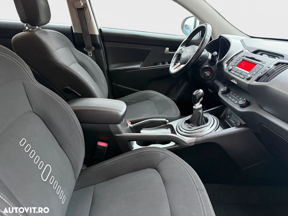 Kia Sportage 1.7 CRDI 2WD Attract - 12