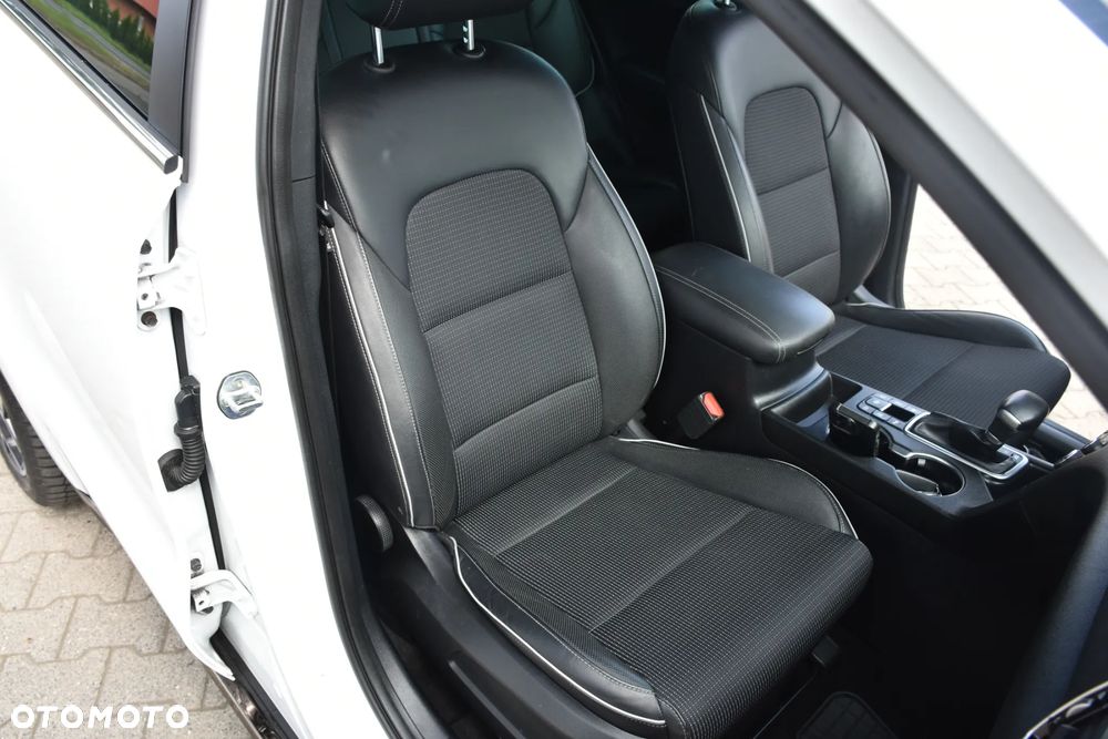 Kia Sportage 2,0 CRDI AWD GT Line - 21
