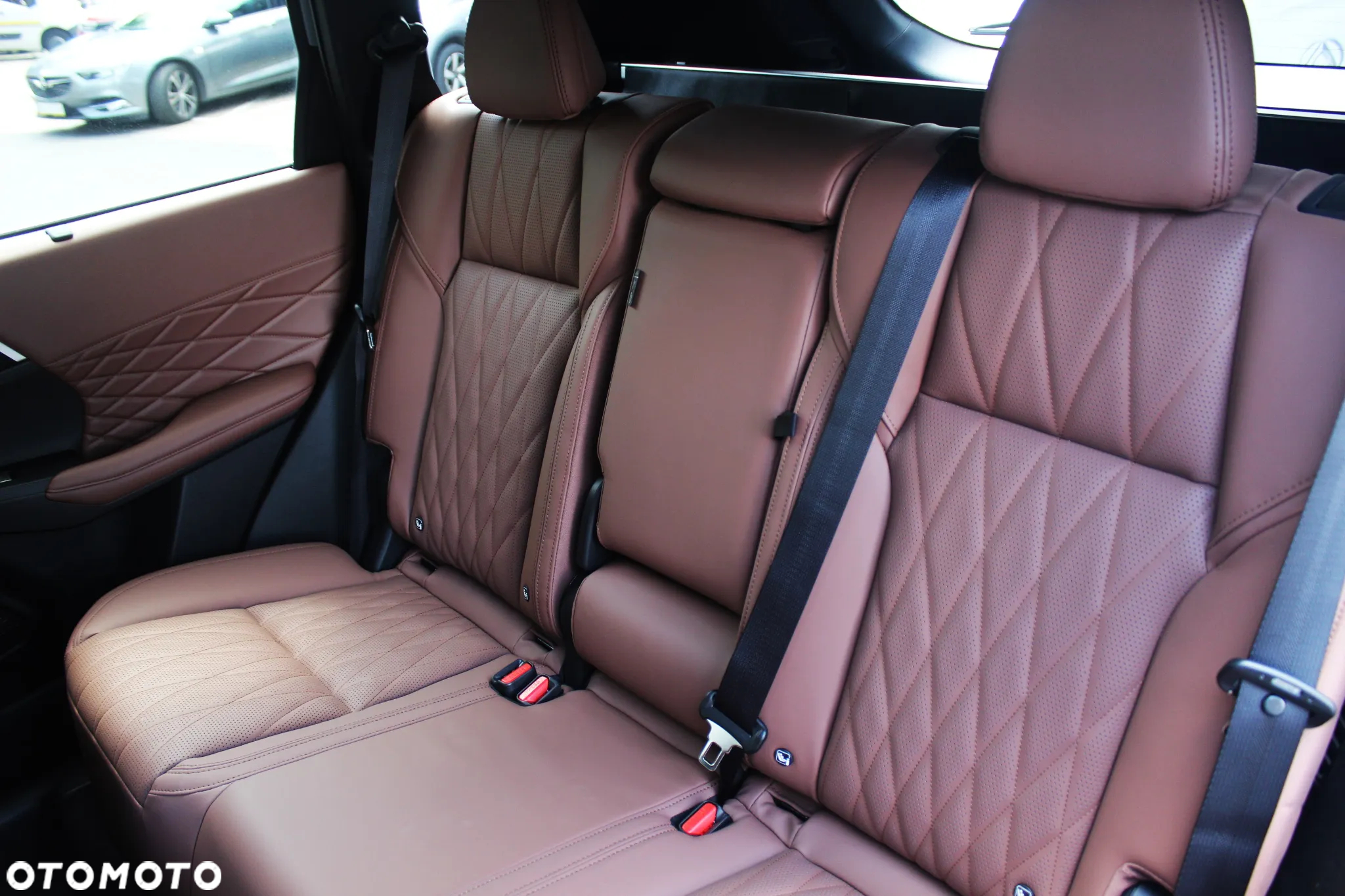 Mitsubishi Outlander PHEV Instyle Plus - 12