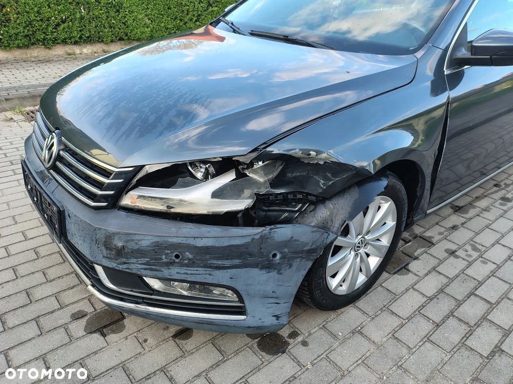 Volkswagen Passat - 14