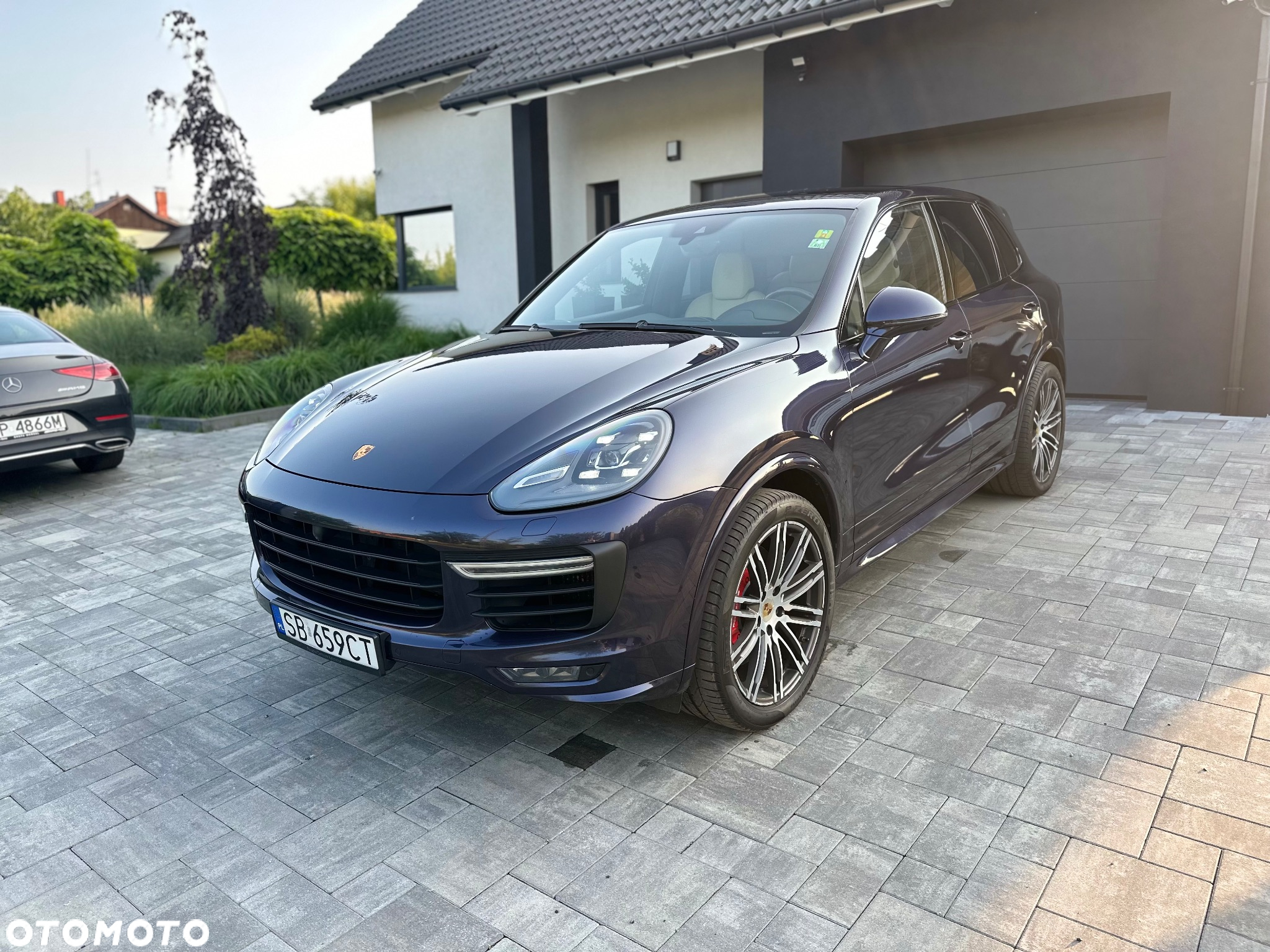 Porsche Cayenne Turbo - 4