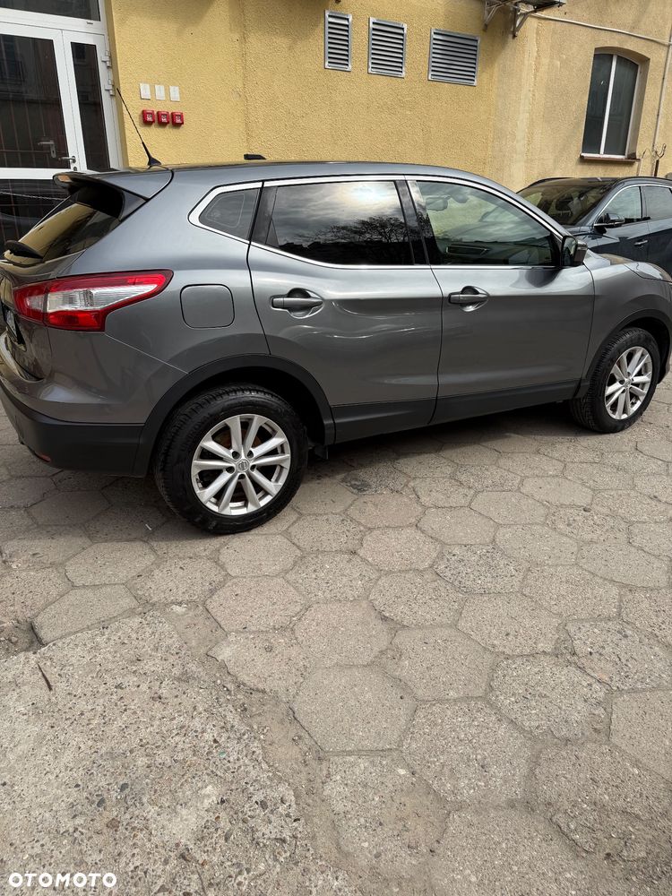 Nissan Qashqai 1.2 DIG-T Acenta EU6 - 8