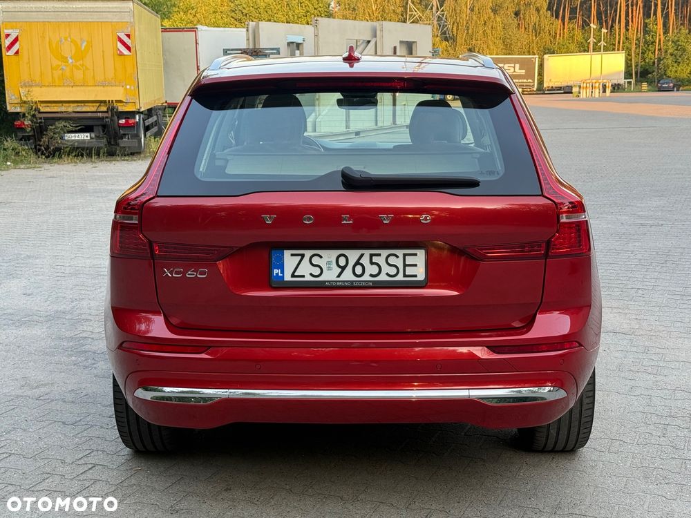 Volvo XC 60 T6 Plug-In Hybrid AWD Inscription - 6