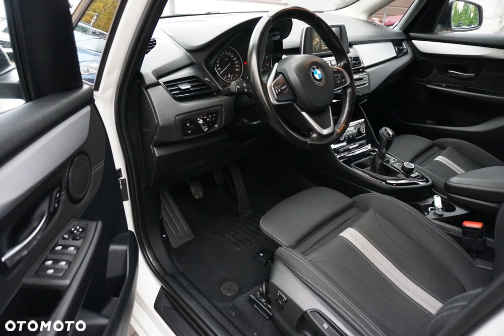 BMW Seria 2 216d Active Tourer - 7