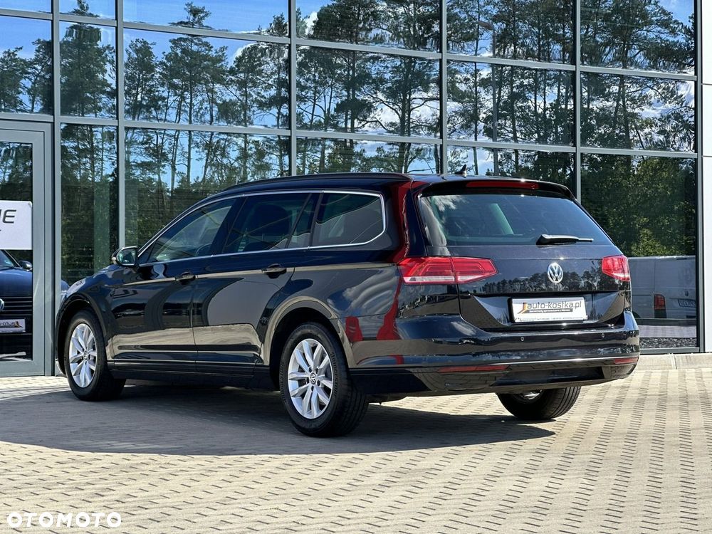 Volkswagen Passat Variant 2.0 TDI BMT Comfortline - 8