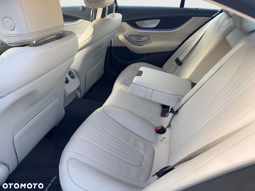 Mercedes-Benz CLS - 17