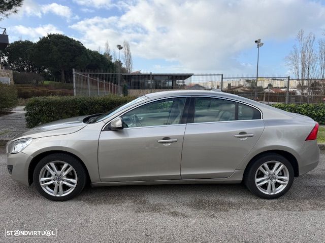 Volvo S60 1.6 D2 Drive Momentum Start/Stop - 4