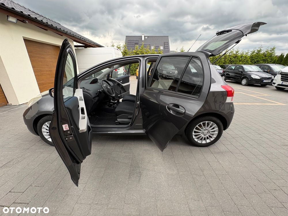 Toyota Yaris 1.33 VVT-i Life - 15