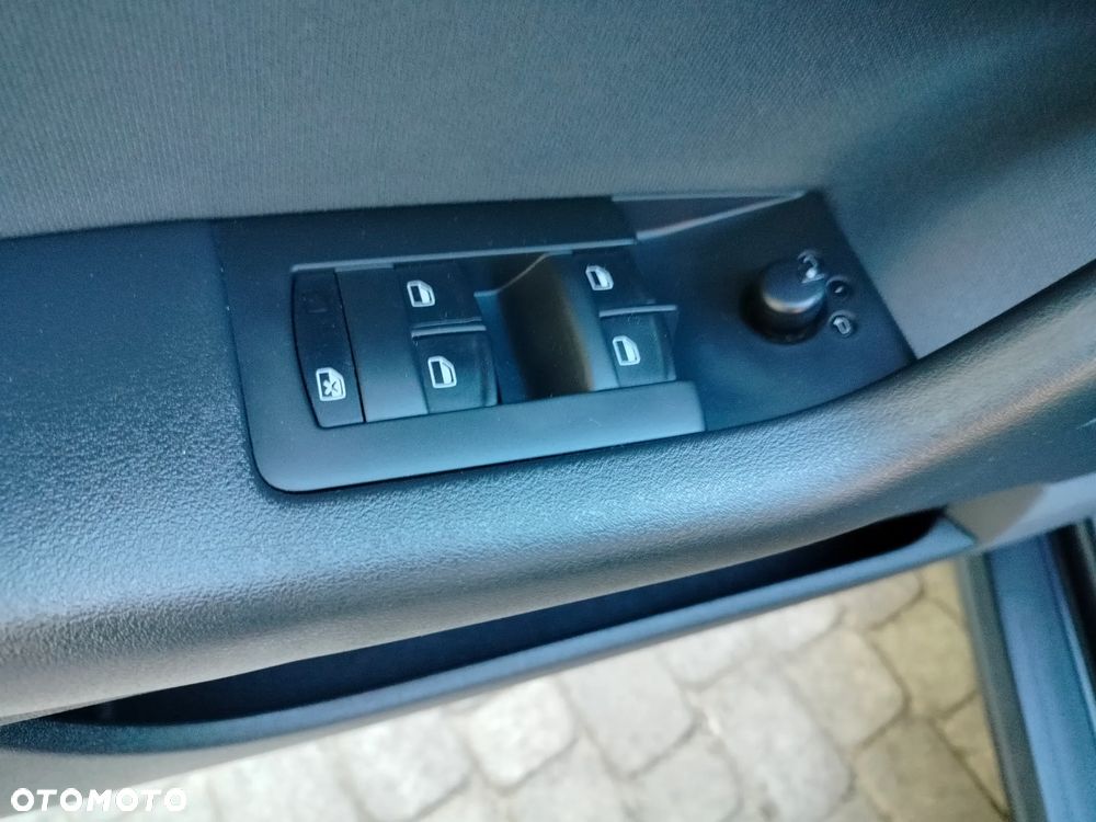 Audi A3 Sportback 1.6 Attraction - 25